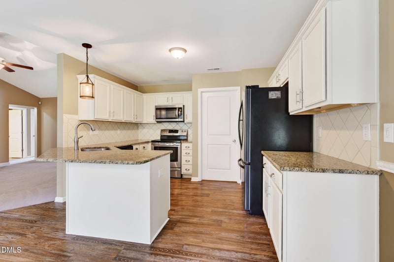 235 Highcroft Cir, Benson, NC 27504