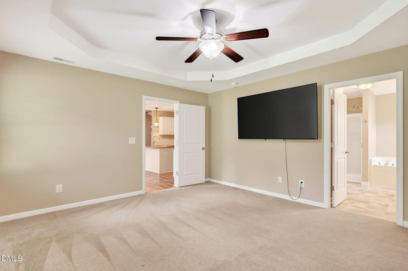 235 Highcroft Cir, Benson, NC 27504