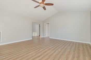 235 Mustang Ln, Zebulon, NC 27597