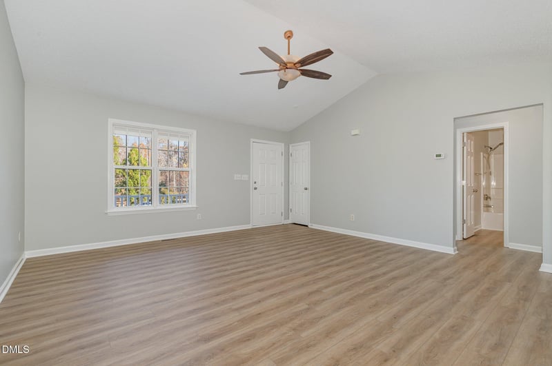 235 Mustang Ln, Zebulon, NC 27597