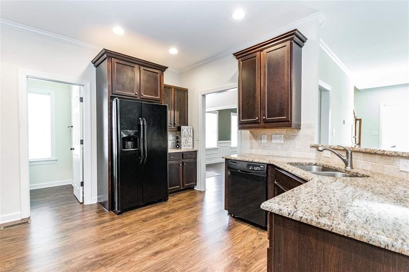 235 Old York Cir, Clayton, NC 27527
