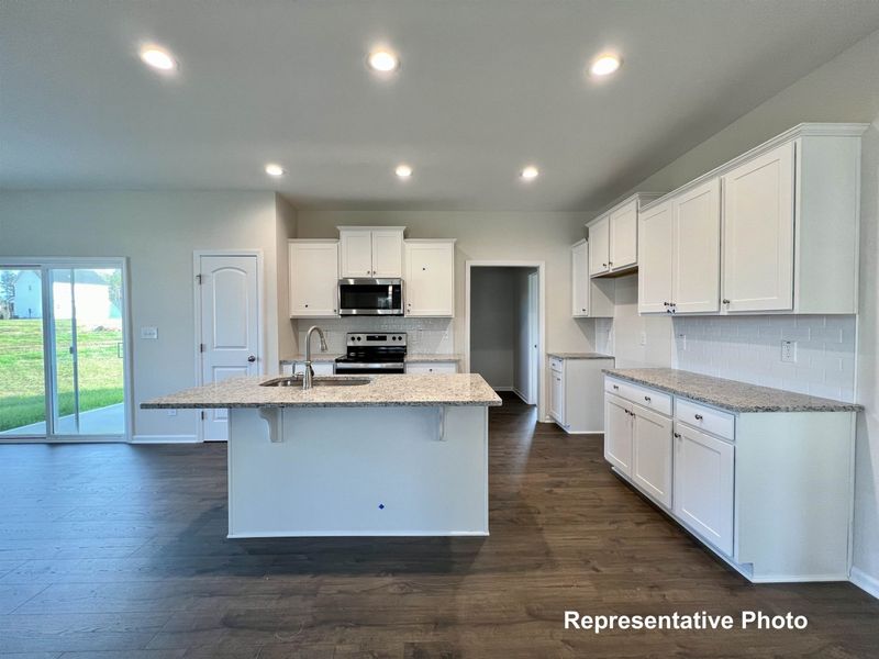 235 Springtooth Dr, Zebulon, NC 27597