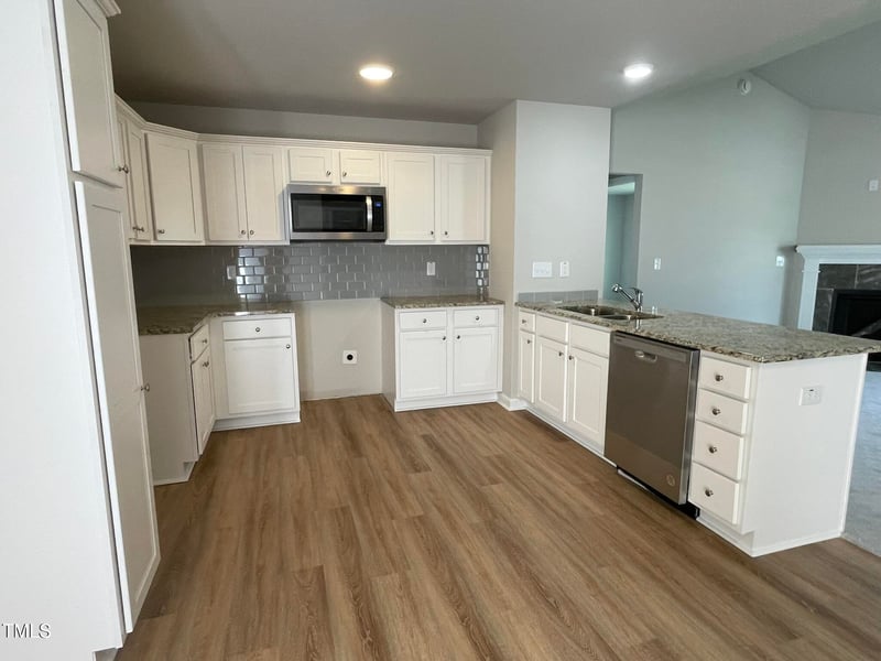 235 Starry Sky Dr, Benson, NC 27504