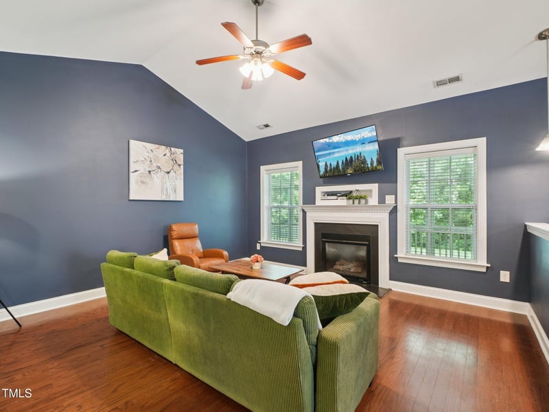 235 Sugarberry Ln, Clayton, NC 27527