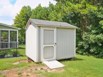 235 Sugarberry Ln, Clayton, NC 27527