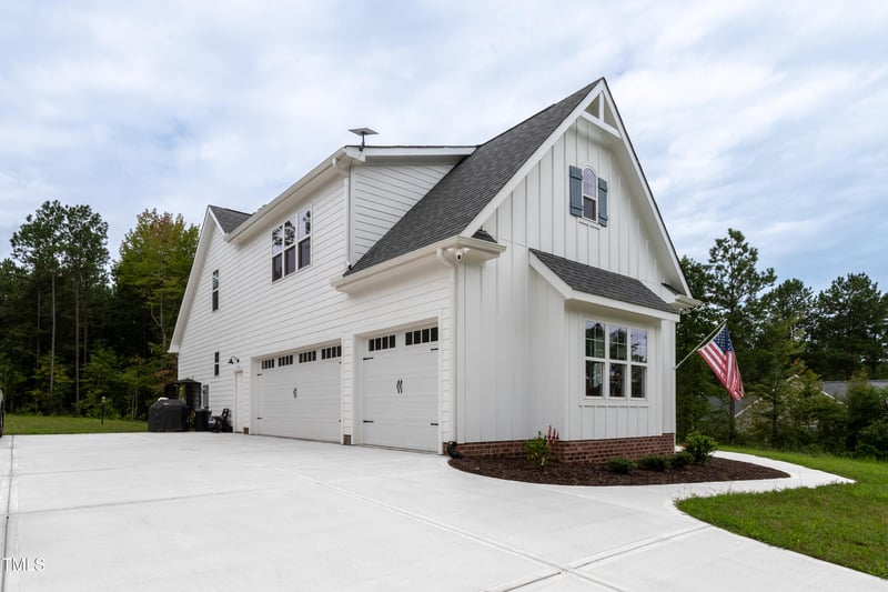 235 Whistlers Cv, Louisburg, NC 27549