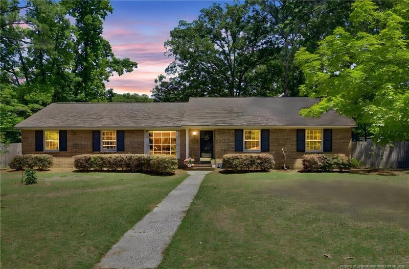 235 Whitney Dr, Fayetteville, NC 28314