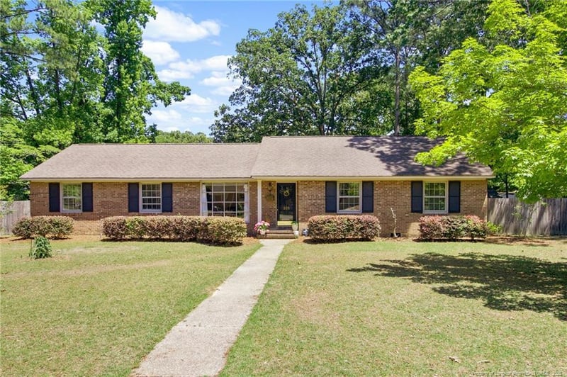 235 Whitney Dr, Fayetteville, NC 28314