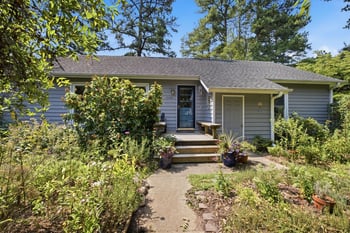 2356 Ravenhill Dr, Raleigh, NC 27615
