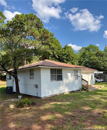 2357 - A Watson Lake Rd, Fayetteville, NC 28306