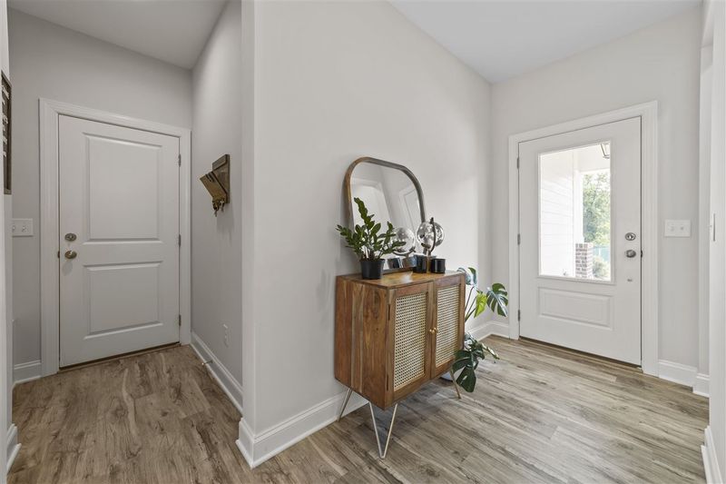 236 Birch Hollow Rd, Chapel Hill, NC 27516
