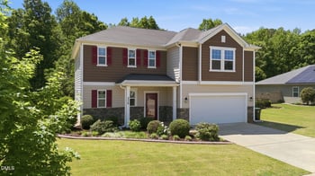 236 Congaree Dr, Holly Springs, NC 27540