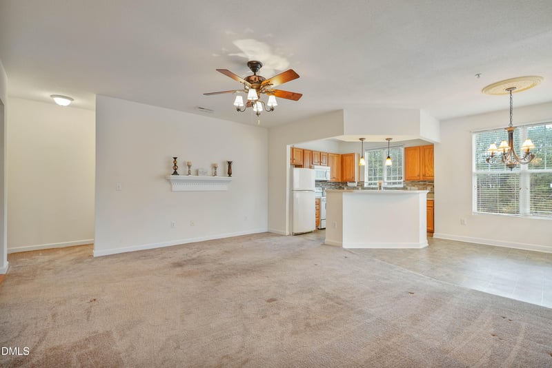 236 Eyam Hall Ln, Apex, NC 27502