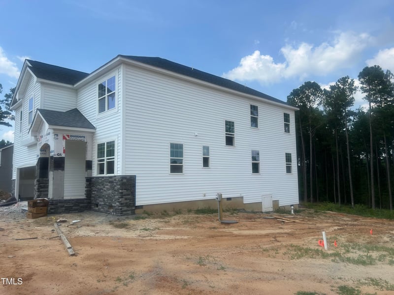236 Golfview Ave, Benson, NC 27504
