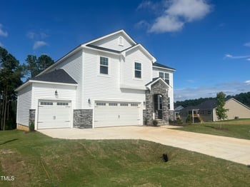 236 Golfview Ave, Benson, NC 27504