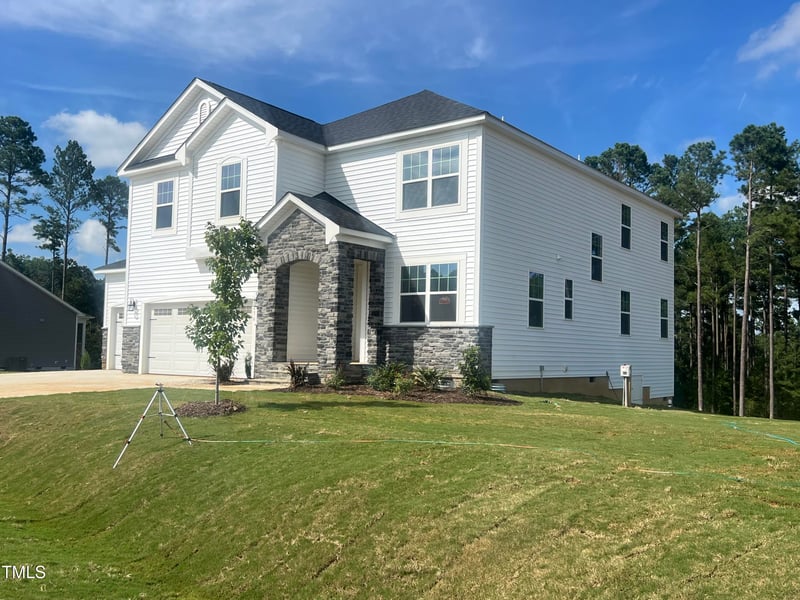 236 Golfview Ave, Benson, NC 27504
