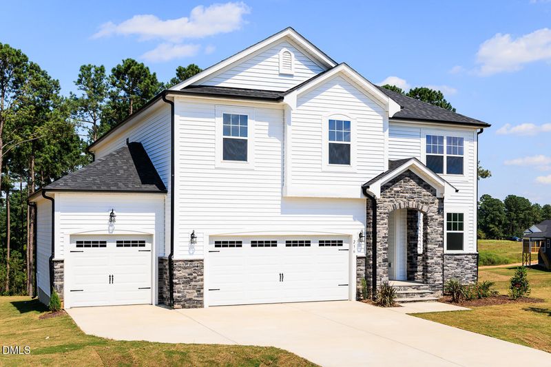 236 Golfview Ave, Benson, NC 27504