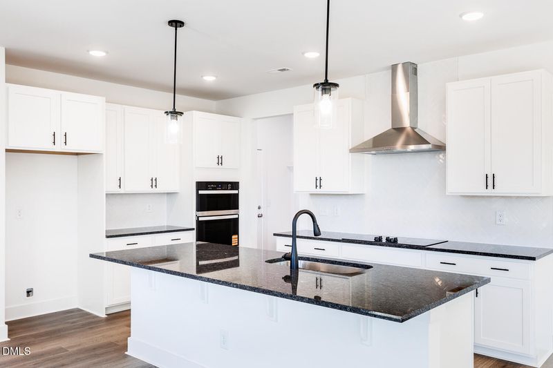236 Golfview Ave, Benson, NC 27504