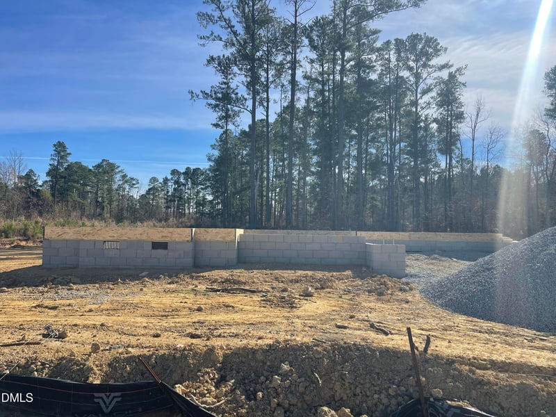 236 Lake Edge Dr, Lillington, NC 27546