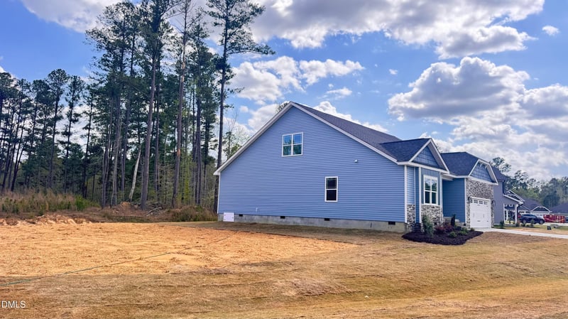 236 Lake Edge Dr, Lillington, NC 27546
