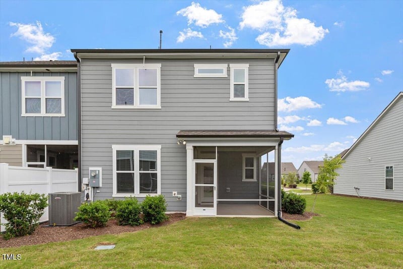 236 Luftee Ln, Holly Springs, NC 27540