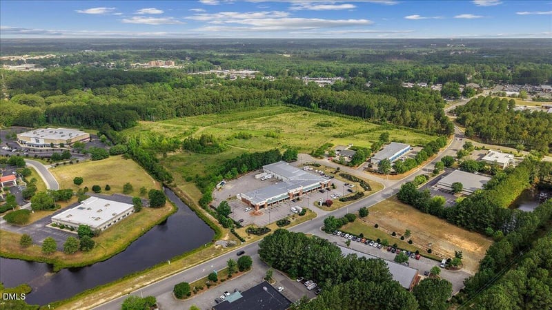 236 Magnolia Dr, Smithfield, NC 27577