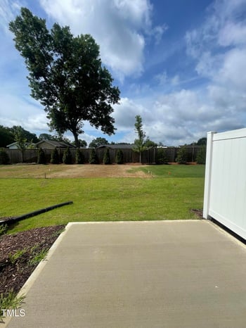 236 Paramount Dr, Smithfield, NC 27577