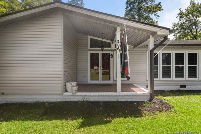 236 Plaza Dr, Fayetteville, NC 28304