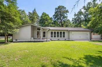 236 Plaza Dr, Fayetteville, NC 28304