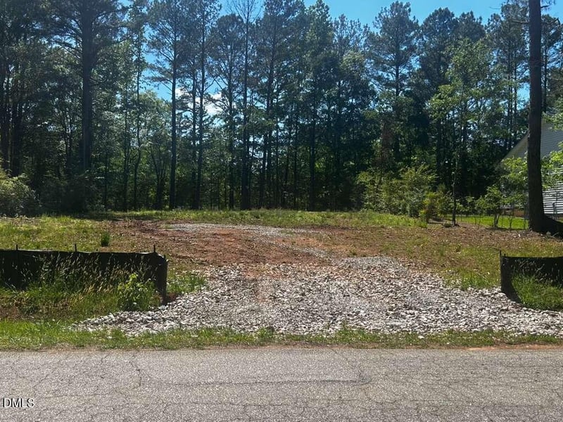 236 Shawnee Dr, Louisburg, NC 27549