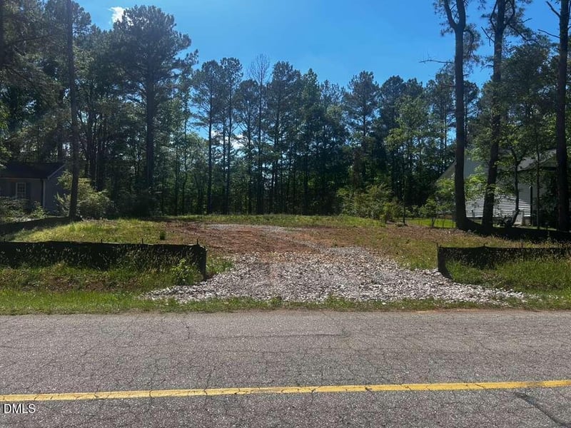 236 Shawnee Dr, Louisburg, NC 27549