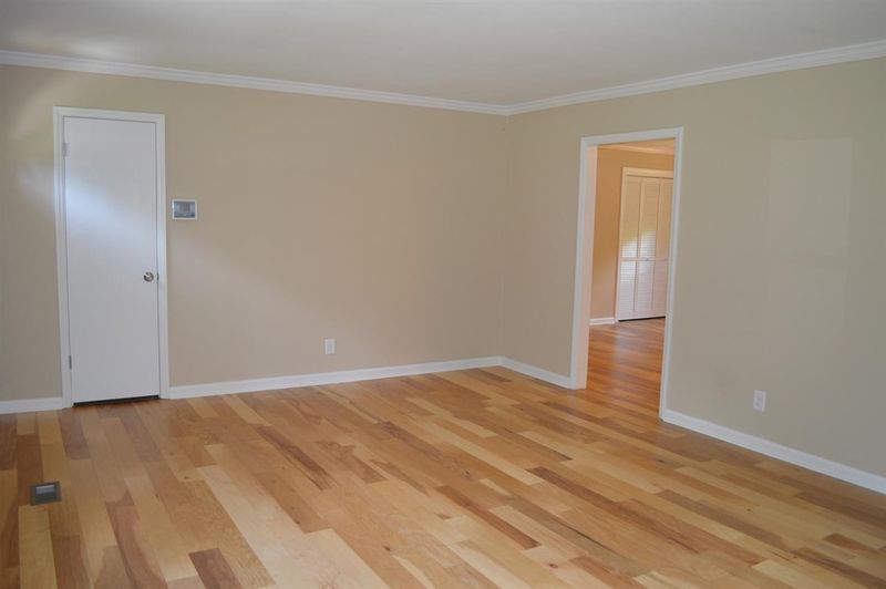 236 S Woodcrest St, Durham, NC 27703