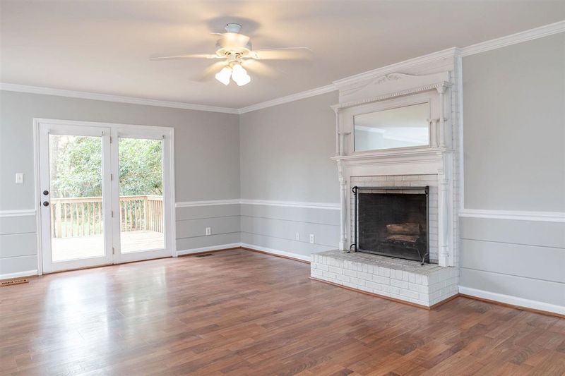 2360 Ravenhill Dr, Raleigh, NC 27615