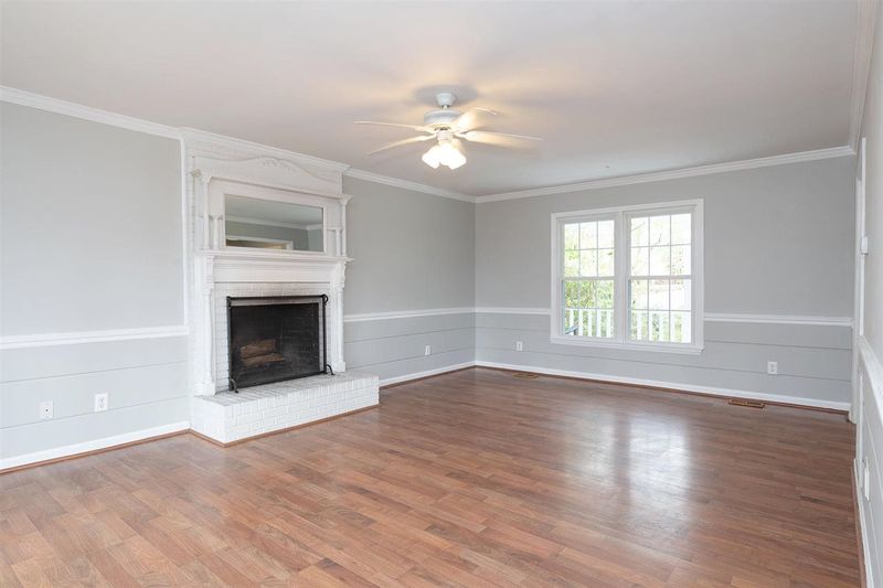 2360 Ravenhill Dr, Raleigh, NC 27615