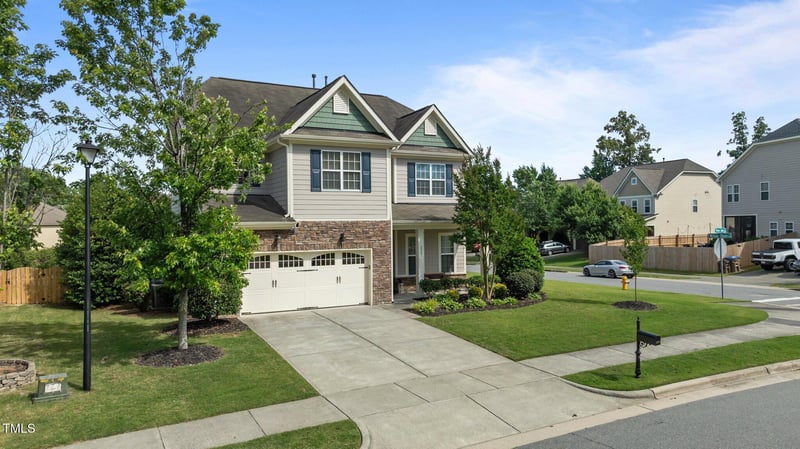 2361 Rainy Lake St, Wake Forest, NC 27587