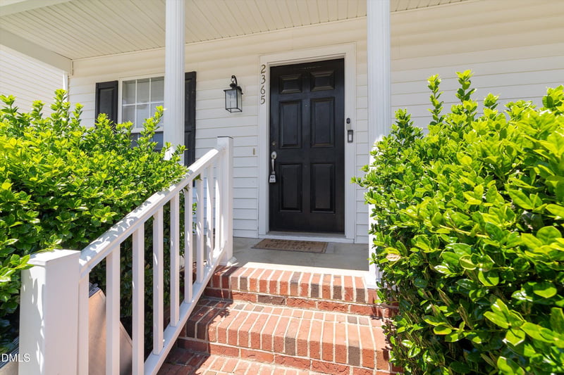 2365 Bay Harbor Dr, Raleigh, NC 27604