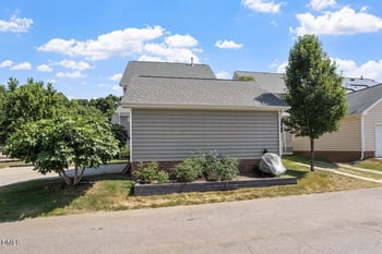 237 Butterbiggins Ln, Apex, NC 27539
