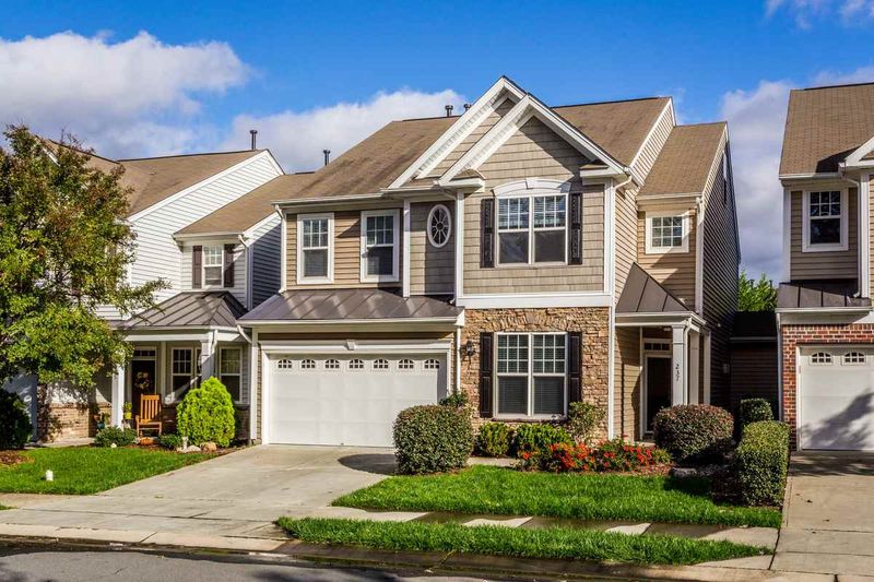 237 Churchview St, Cary, NC 27513