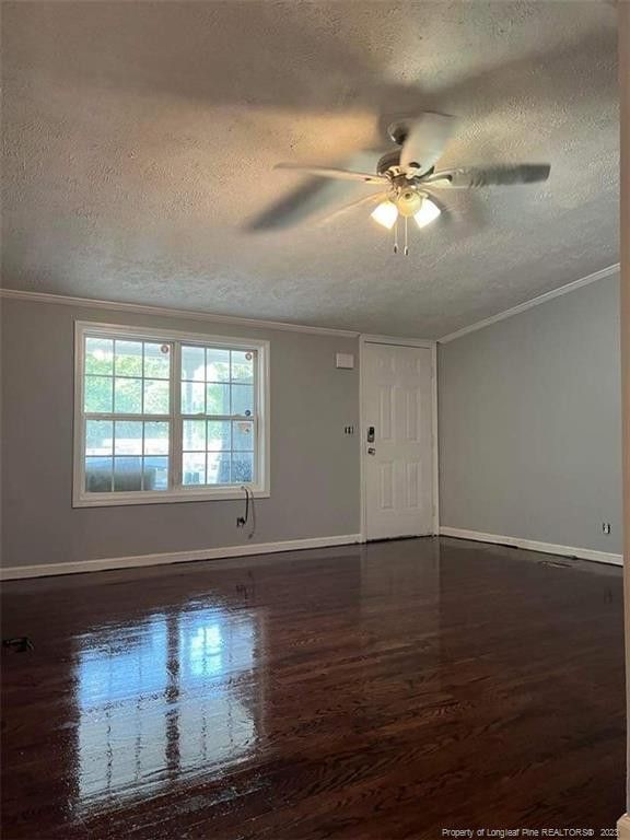 237 Grummen Rd, Hope Mills, NC 28348