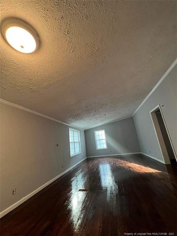 237 Grummen Rd, Hope Mills, NC 28348