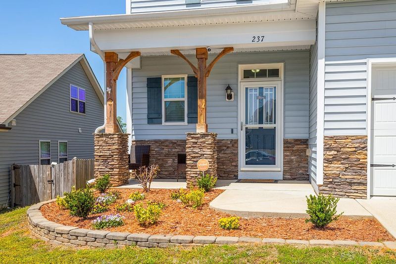 237 Hardaway Point, Clayton, NC 27527