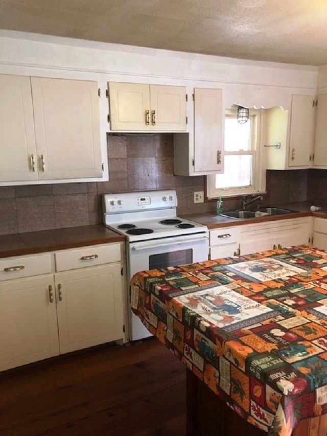 237 Hargrove Rd, Roxboro, NC 27574