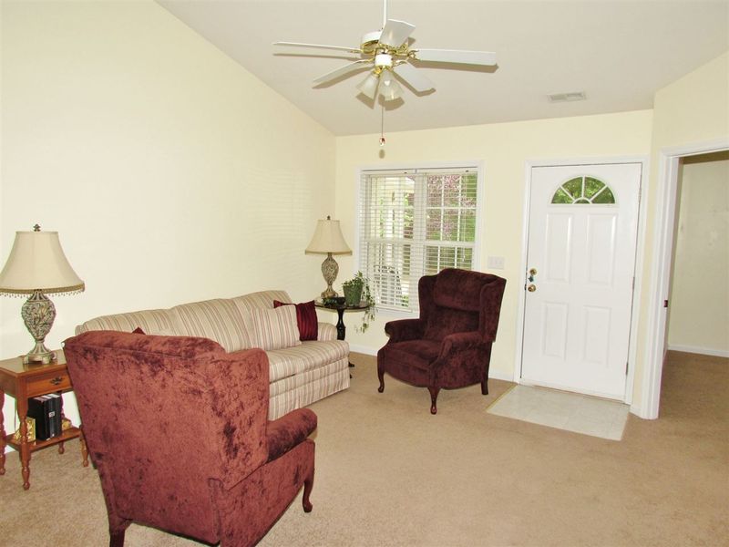 237 Highgate Cir, Wake Forest, NC 27587
