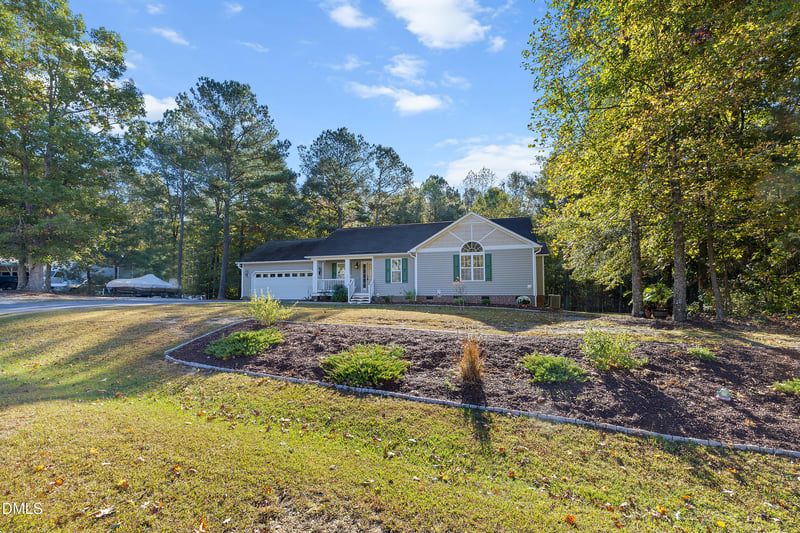 237 Hunter Ln, Zebulon, NC 27597