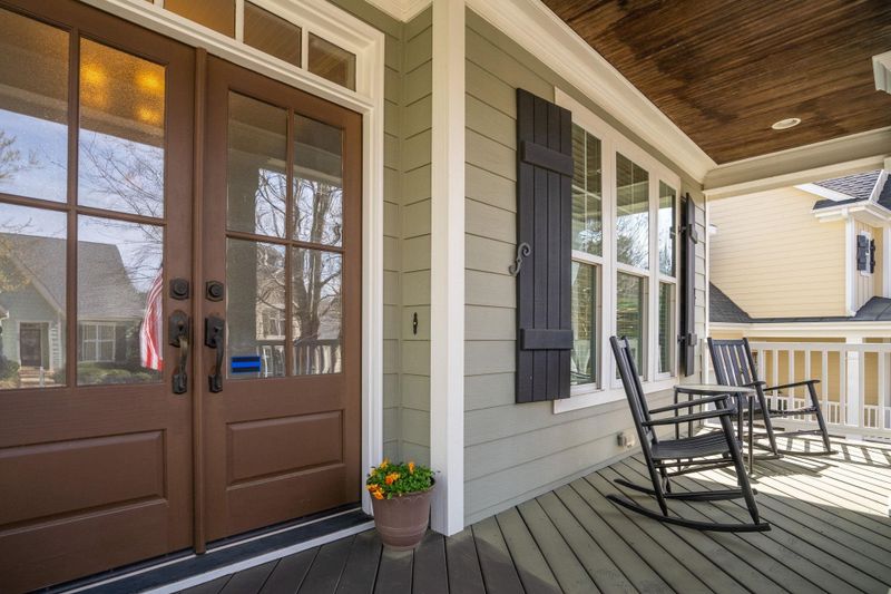 237 Marsh Landing Dr, Holly Springs, NC 27540