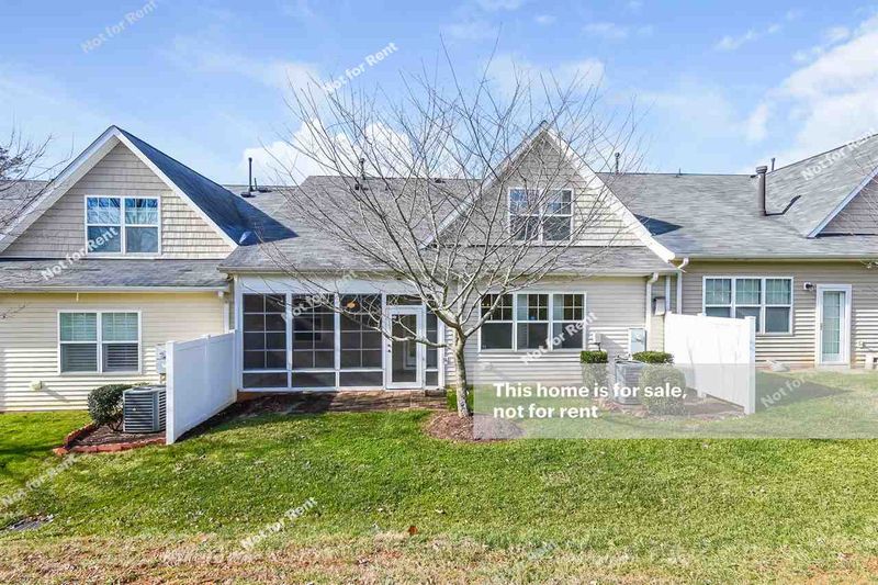 237 Meadow Beauty Dr, Apex, NC 27539