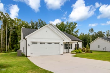 237 Saddlewood Ln, Zebulon, NC 27597
