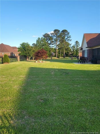 237 Stoneleigh Dr, Fayetteville, NC 28311