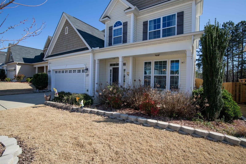 237 Sweet Violet Dr, Holly Springs, NC 27540