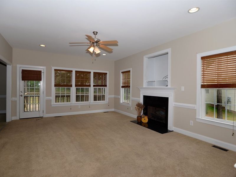 237 Wahoo Dr, Clayton, NC 27520